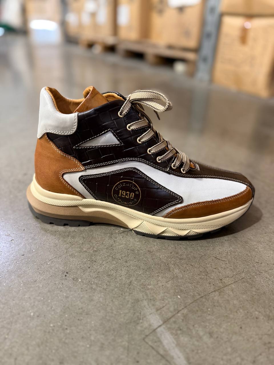 1930 Verbreitung von Schuhen | Italienische Handwerkskunst